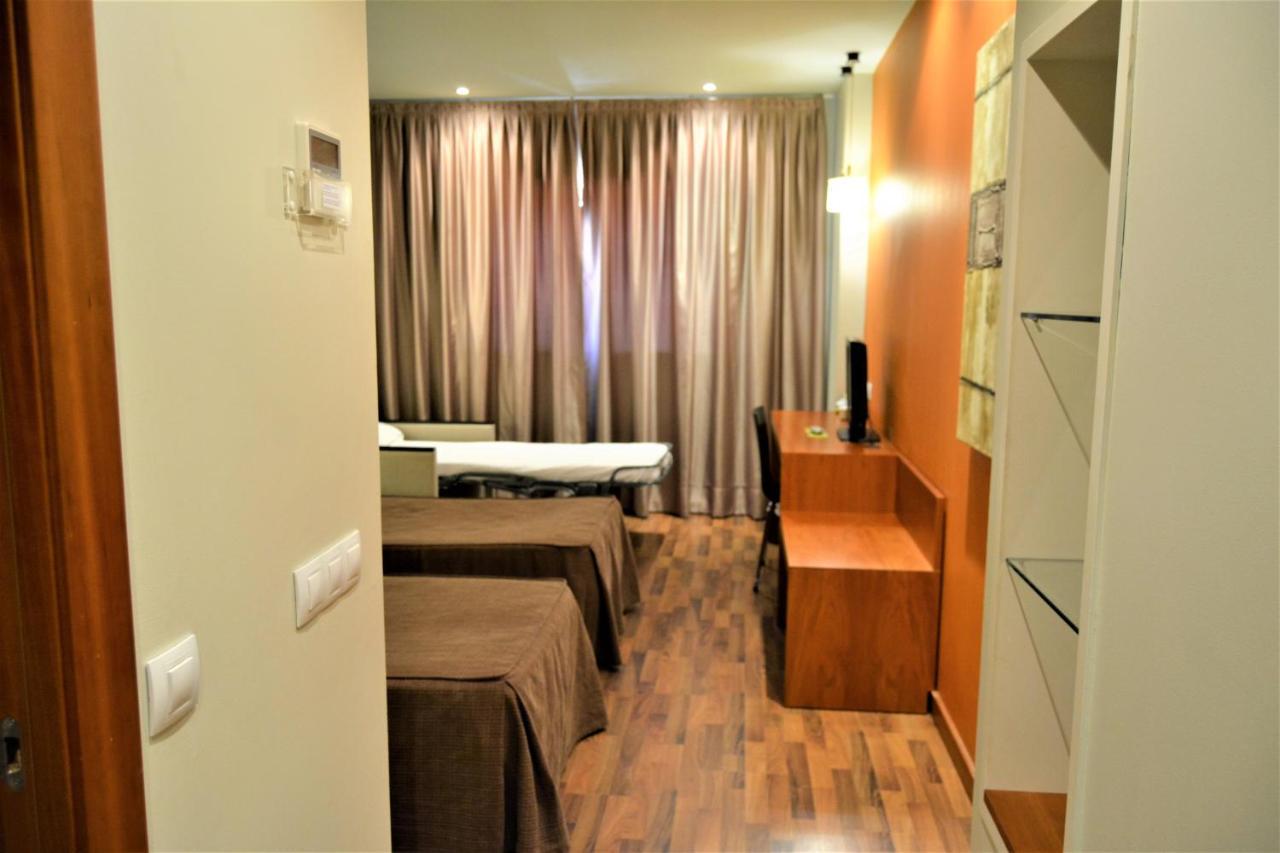 Hotel As Torrent (Valencia)