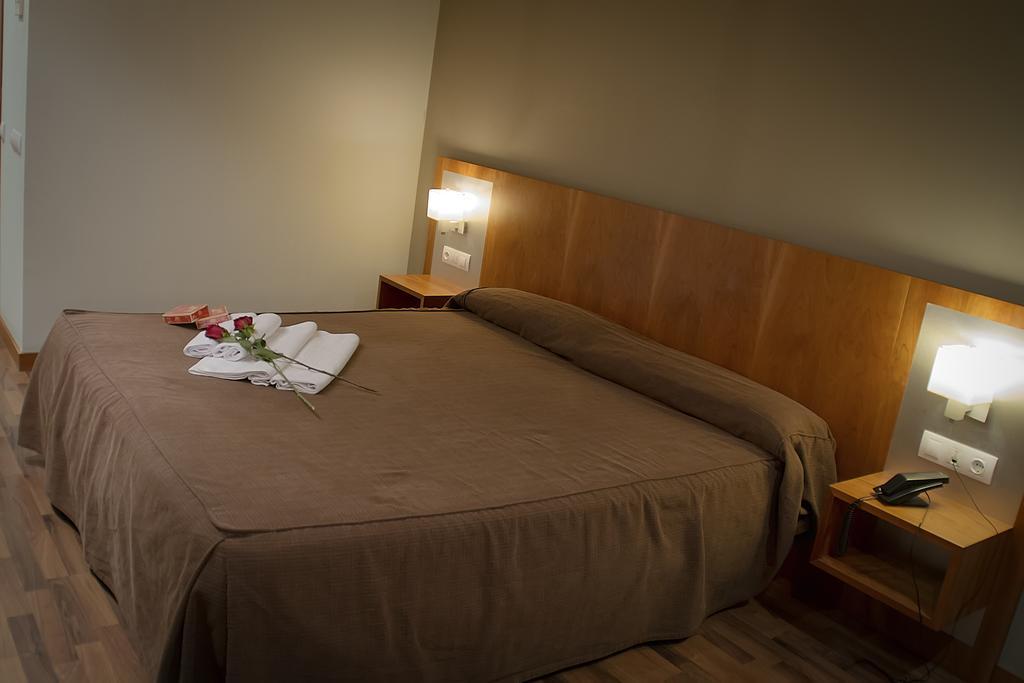 Hotel As Torrent (Valencia)